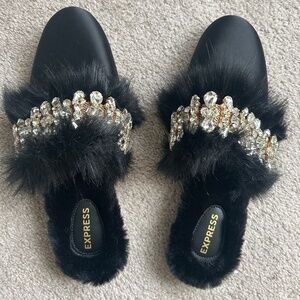 Black Express Mules New Size Small